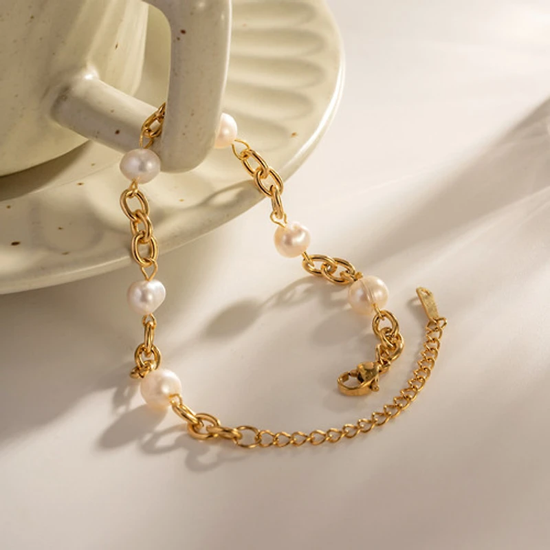 Abstract Pearl Bracelet
