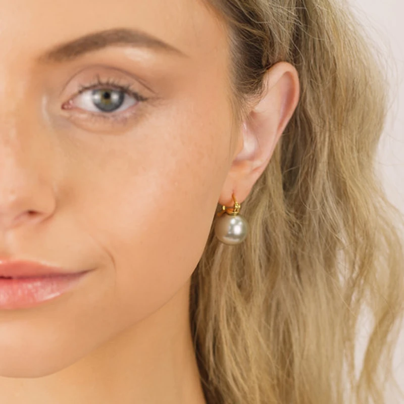 Bold Gray Pearl Hoops