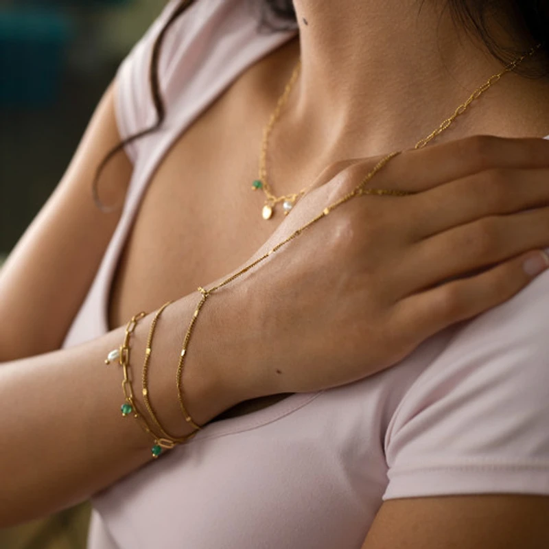 Gold Stamped Flat Link Connected Ring Bracelet