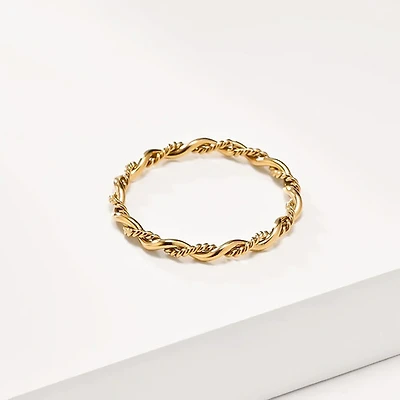 Thin Twisted Ring