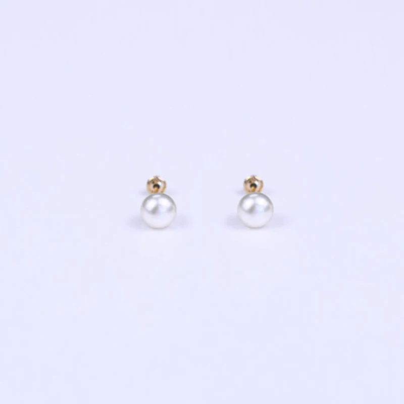Pearl Studs