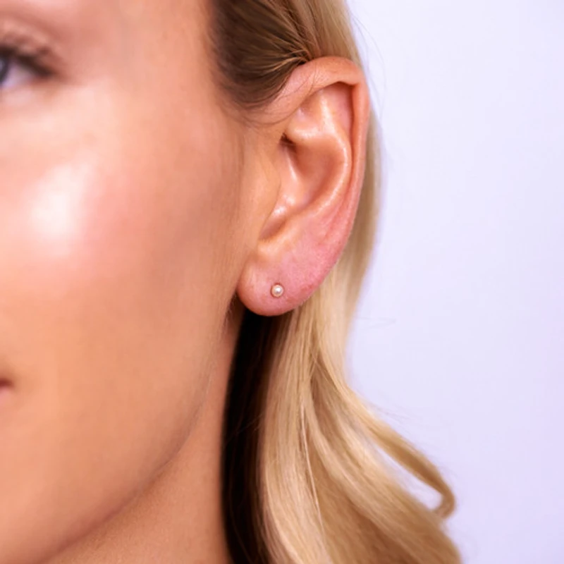 Pearl Studs