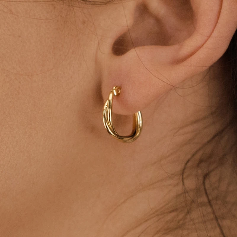 Interlocked Latch Mini Hoops