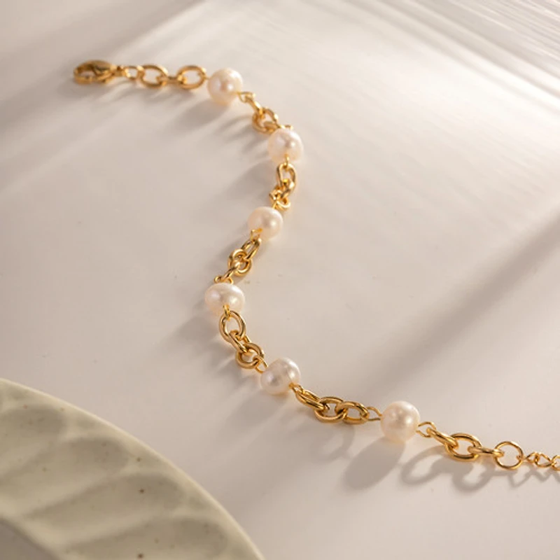 Abstract Pearl Bracelet