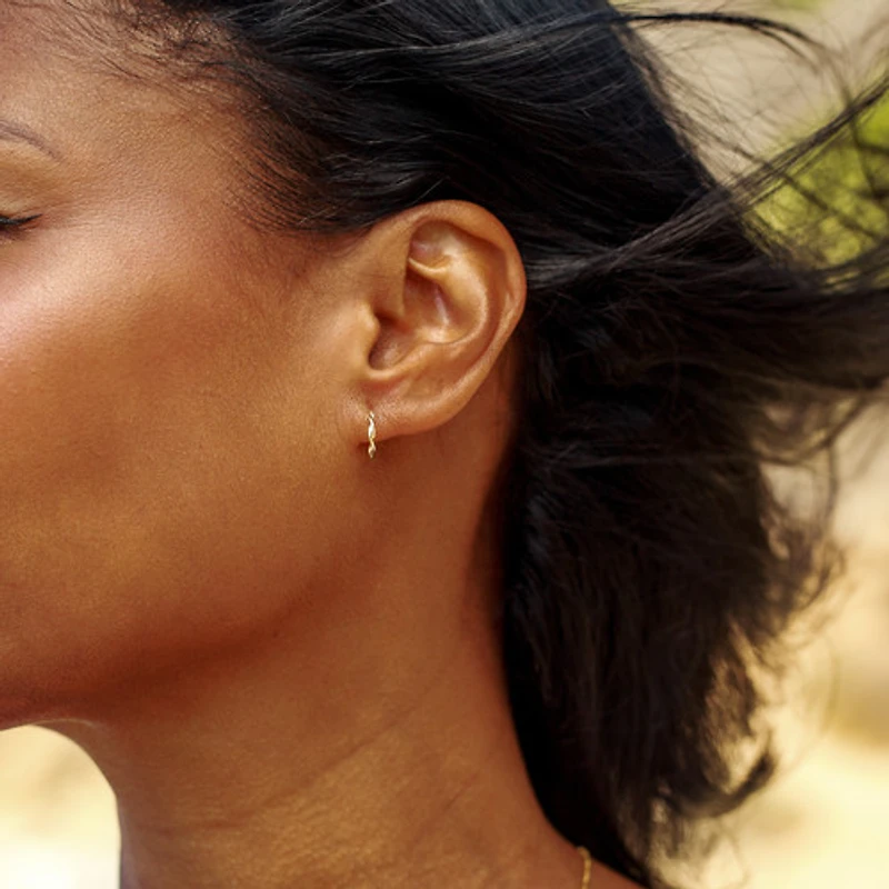 Twisted Medium Hoops