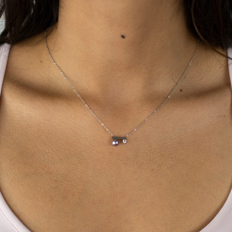 Gray Pearl Bar Necklace