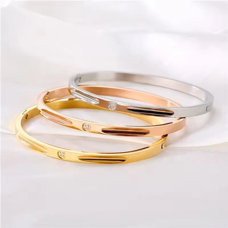Dented Single Gem Bangle