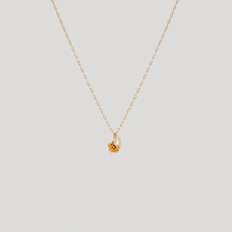 Gold Rose Pearl Necklace