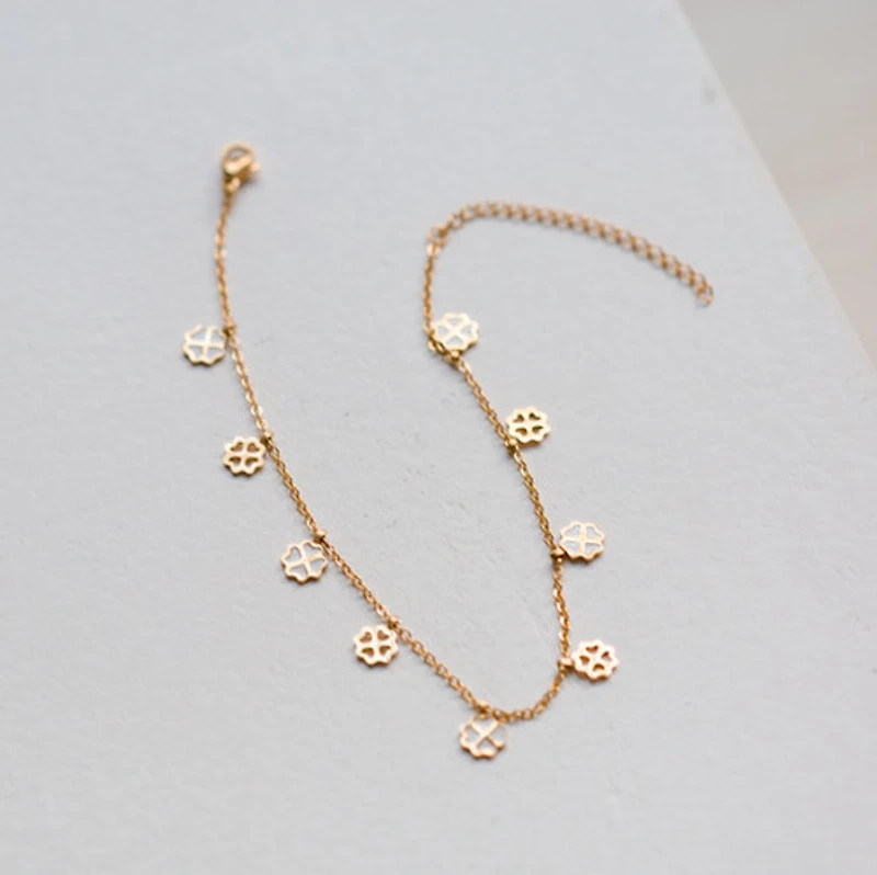 White Enamel Clover Anklet