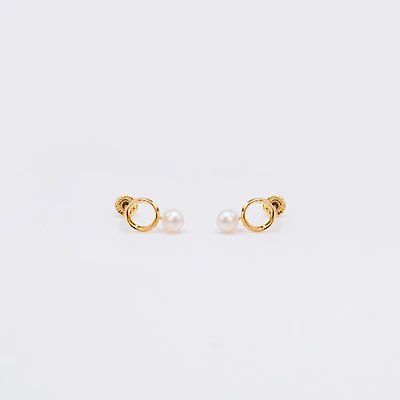 Circle Pearl Twist on Studs