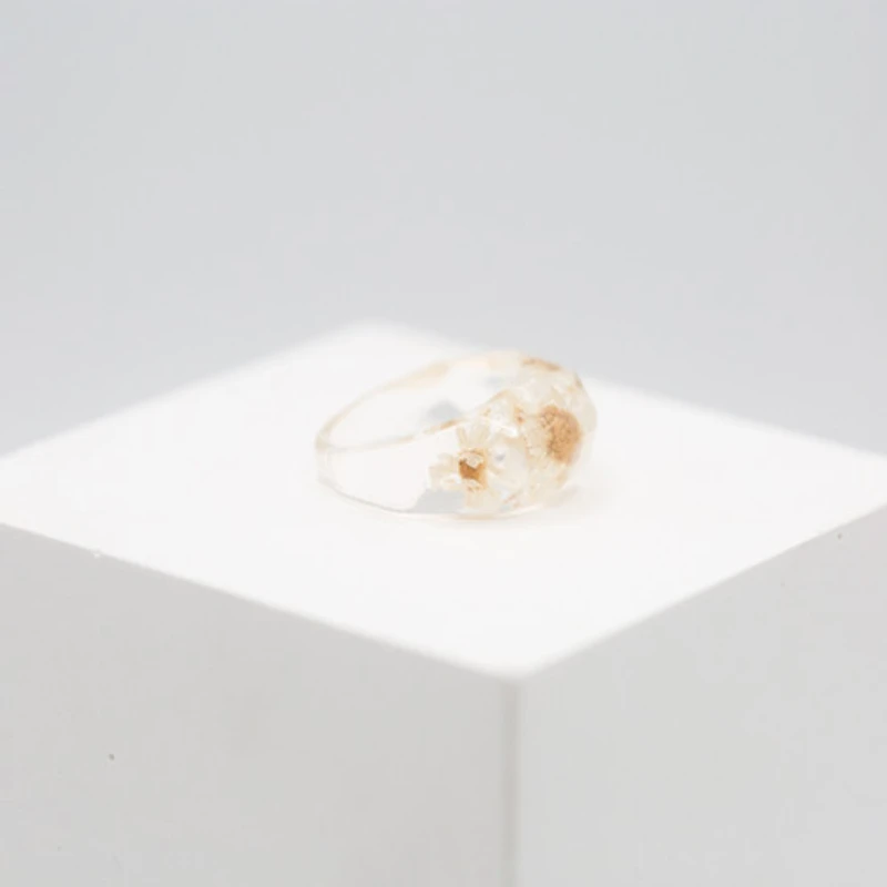 Dried Flower Resin Ring (White)