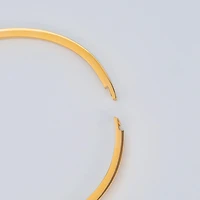 Round Edge Gem Bangle Bracelet