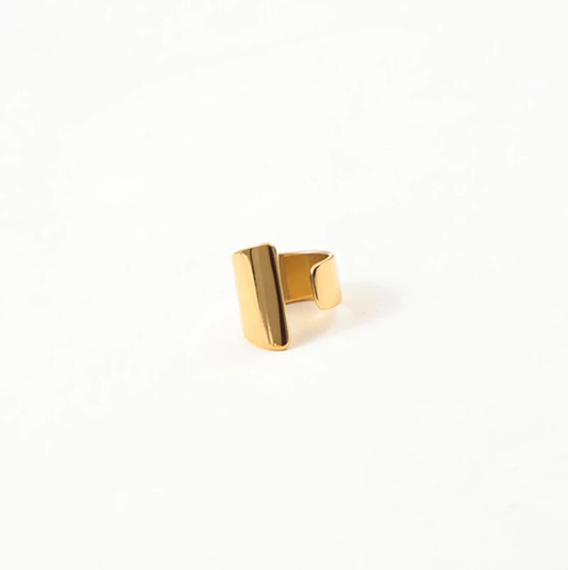 Front Closure Statement Ring