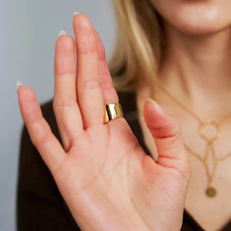 Front Closure Statement Ring