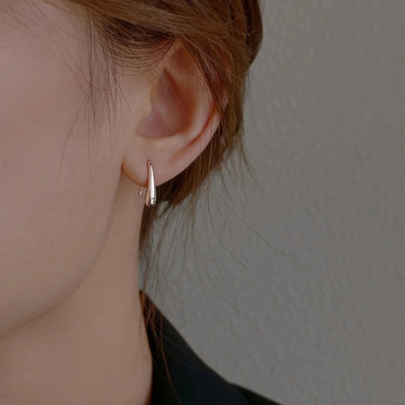 Steel Rain Drop Ear Climber