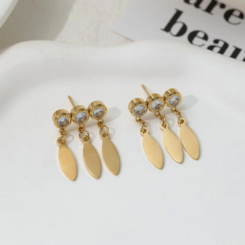 Triple Stacked Studs