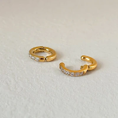 Gem Ear Cuff