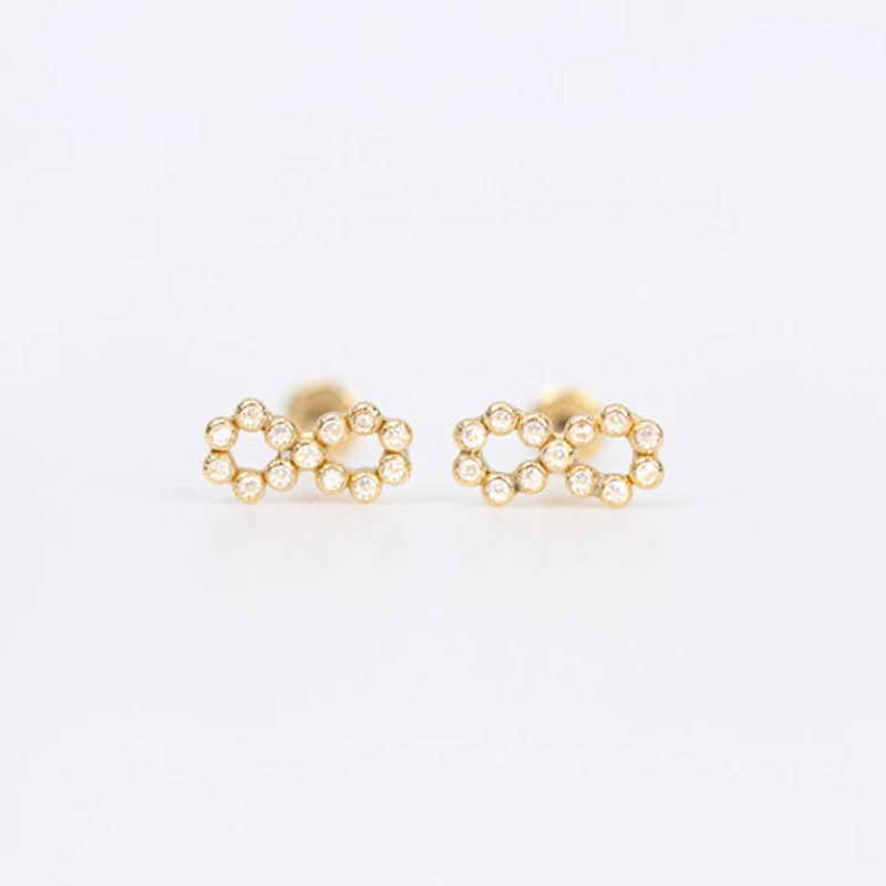 Infinity Twist on Studs