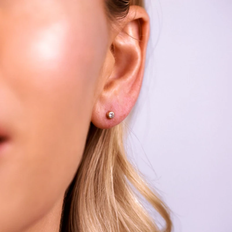 Round Gem Studs
