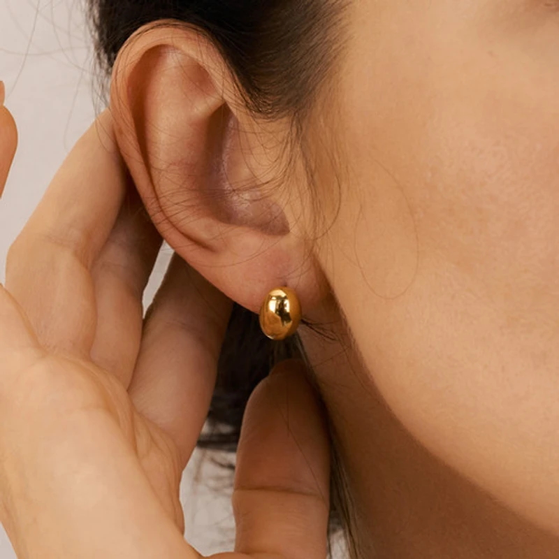 Minimal Bean Studs