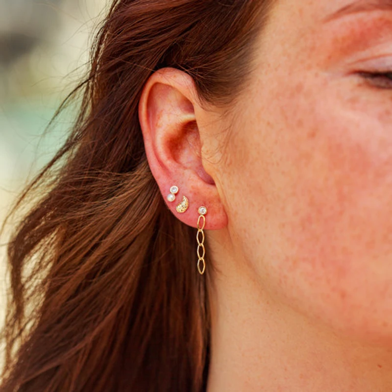 Gem Pearl Studs