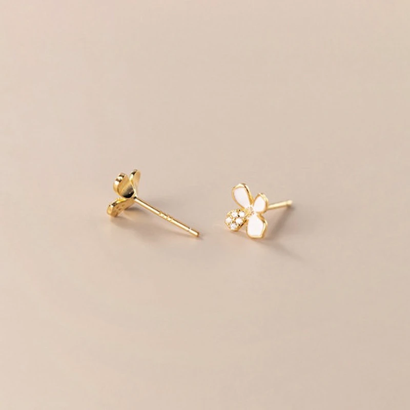 Childlike Flower Studs