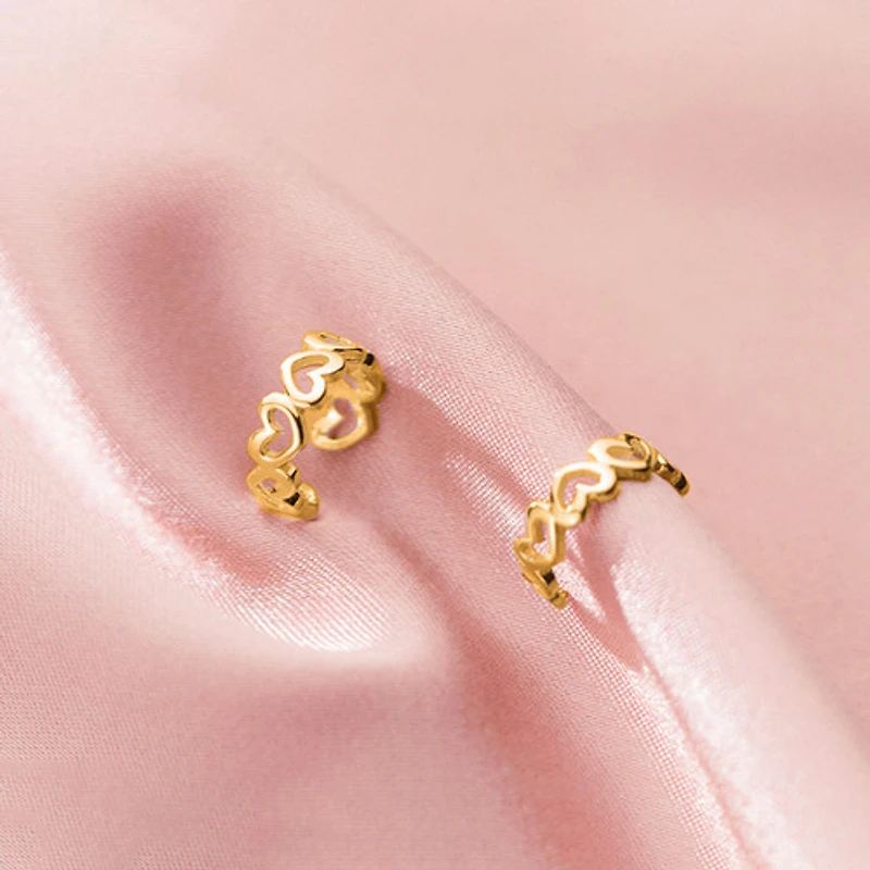 Linked Hearts Cuff