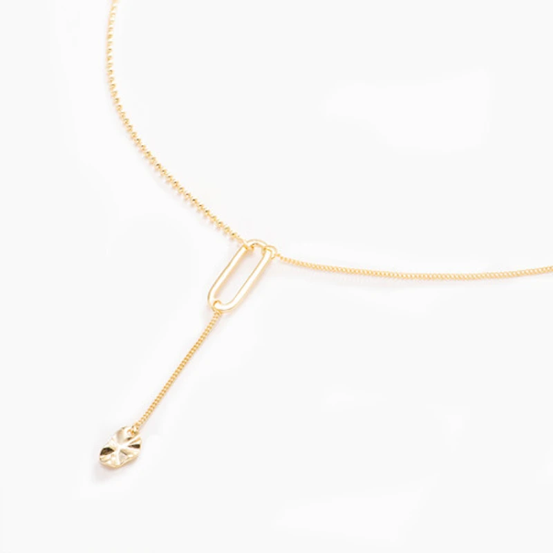 Dangling Leaf Necklace