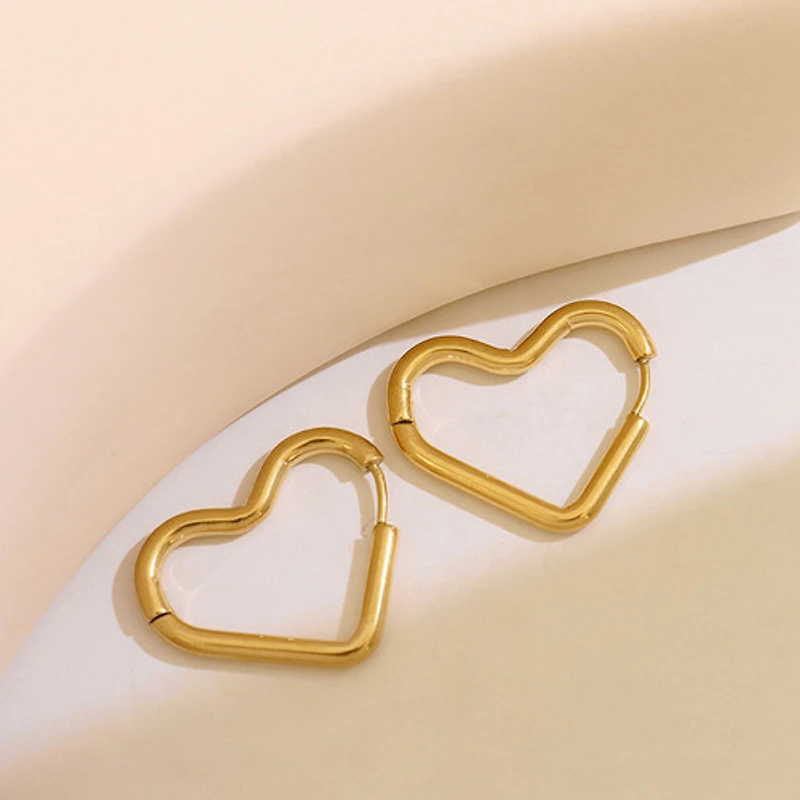 Round Heart Hoops