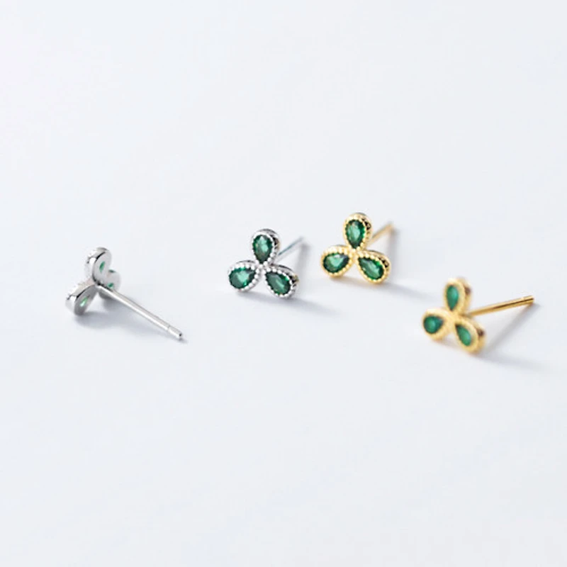 Three Pedal Emerald Studs