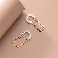 Dangling Pearl Cuff