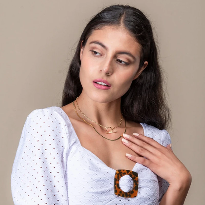 Front Closure Necklace