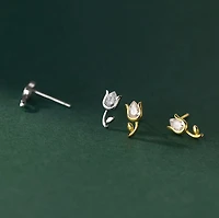 Tulip Studs