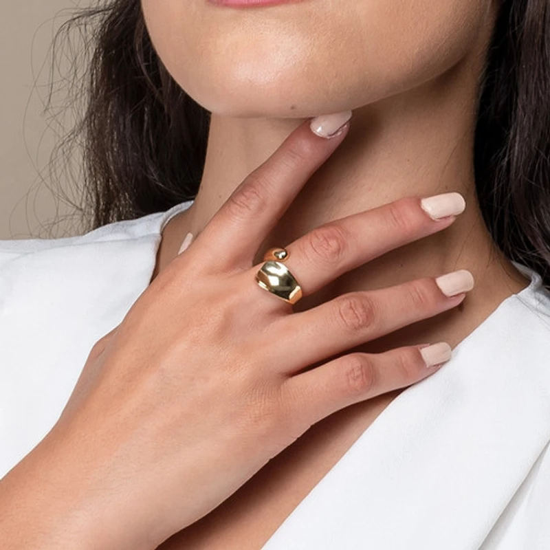 Gold Gyre Ring