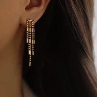 Tassel Effect Long Studs