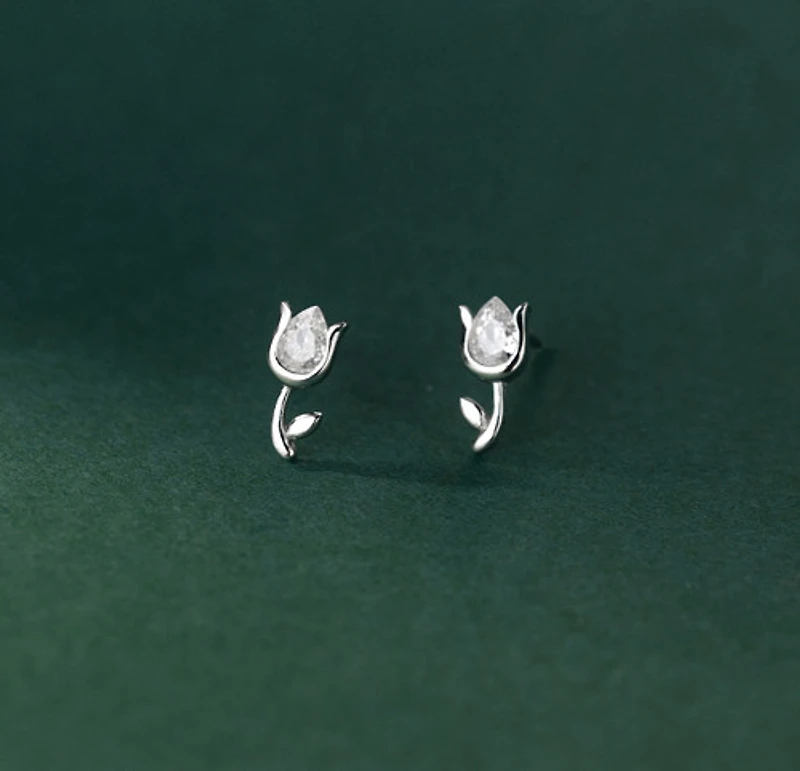 Tulip Studs