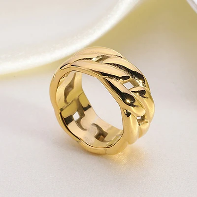 Gold Chunky Chain Ring