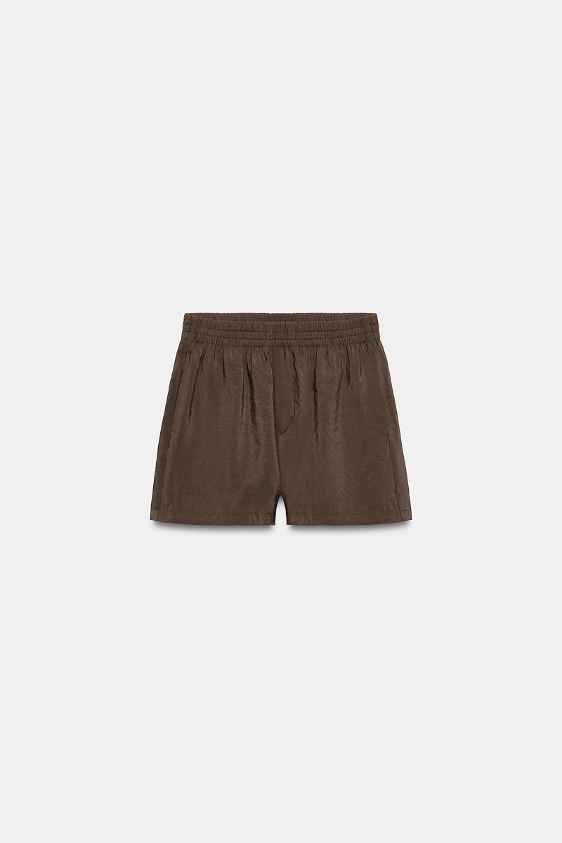 FLOWY SHORTS WITH ELASTIC WAIST