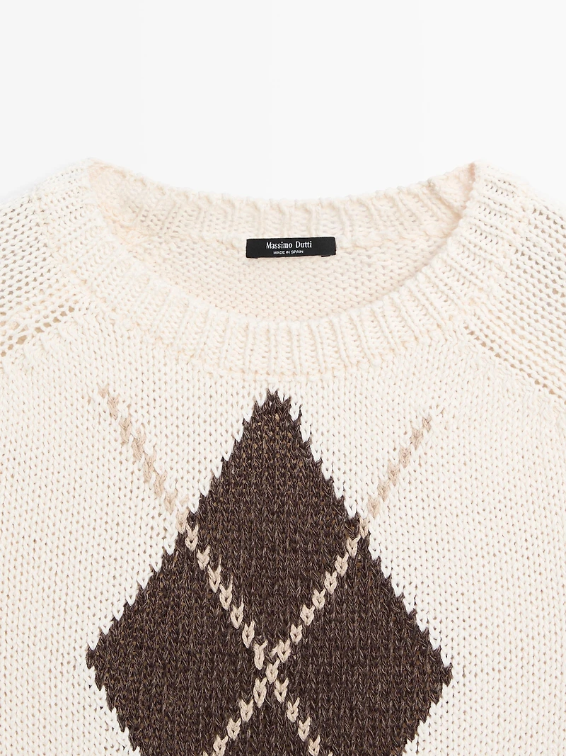 Short sleeve knit argyle sweater