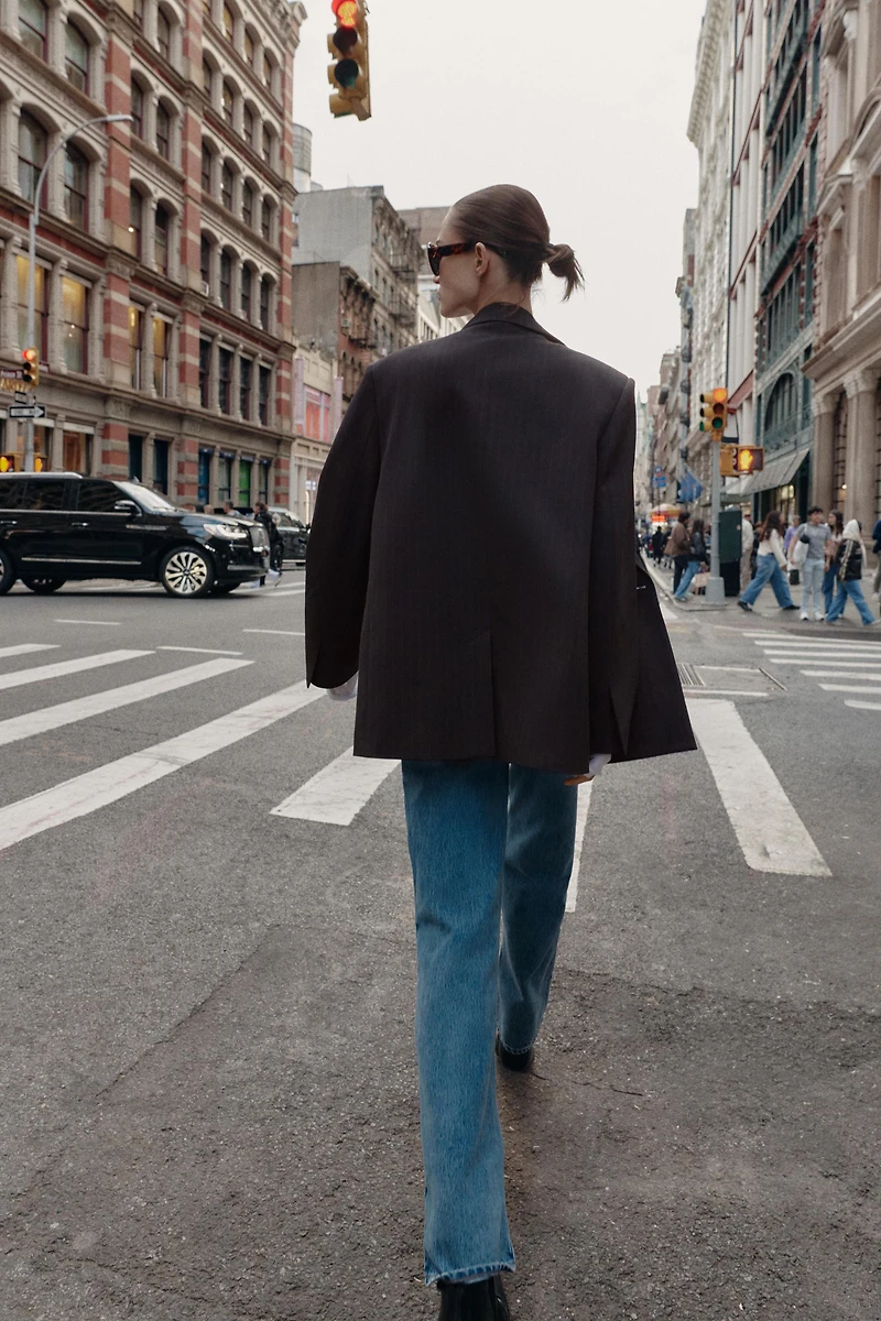 OVERSIZED DOUBLE BREASTED PINSTRIPE BLAZER