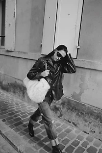 TAILORED LEATHER BLAZER