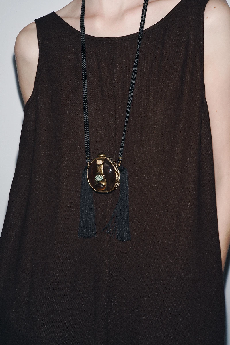 CORD AND STONE BOX NECKLACE