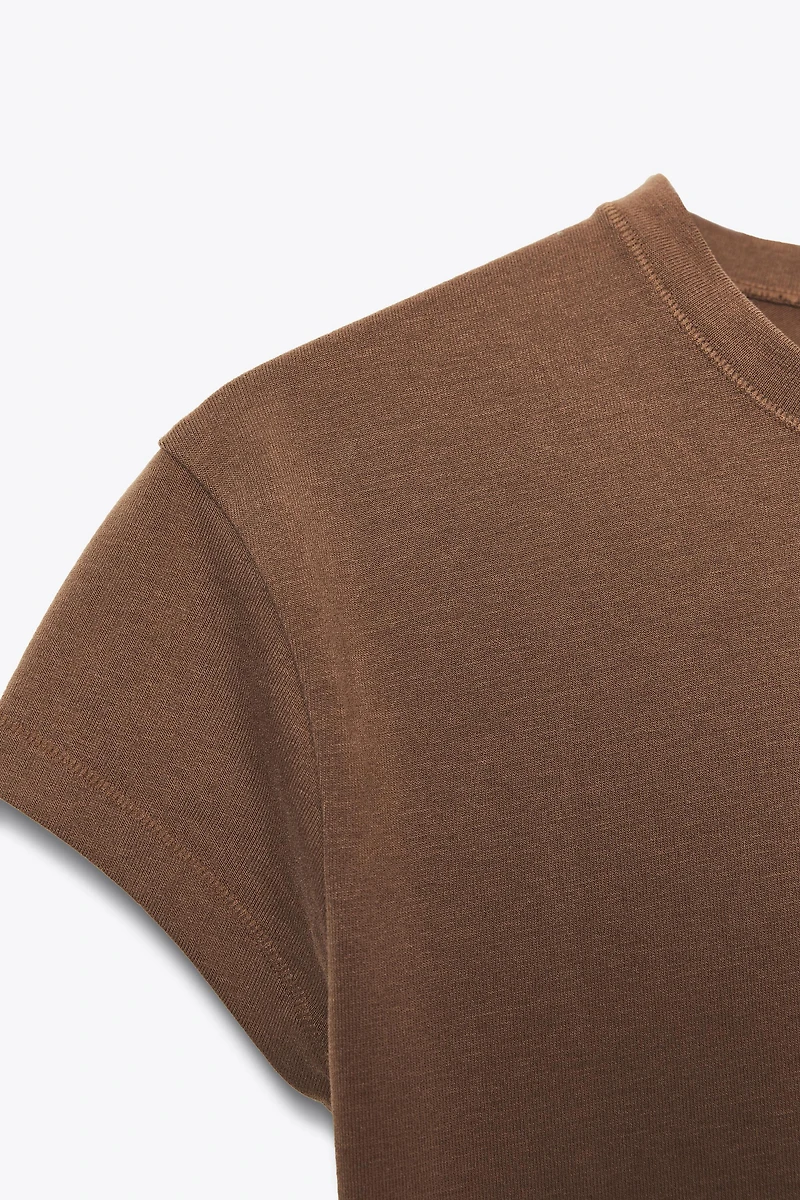 SLIM FIT SHORT SLEEVE T-SHIRT