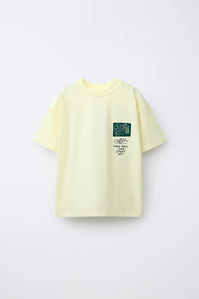 T-SHIRT IMPRIMÉ GRAFFITI