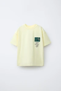 T-SHIRT IMPRIMÉ GRAFFITI