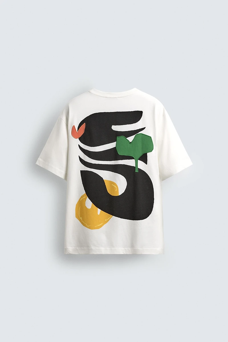 CONTRAST PATCH T-SHIRT