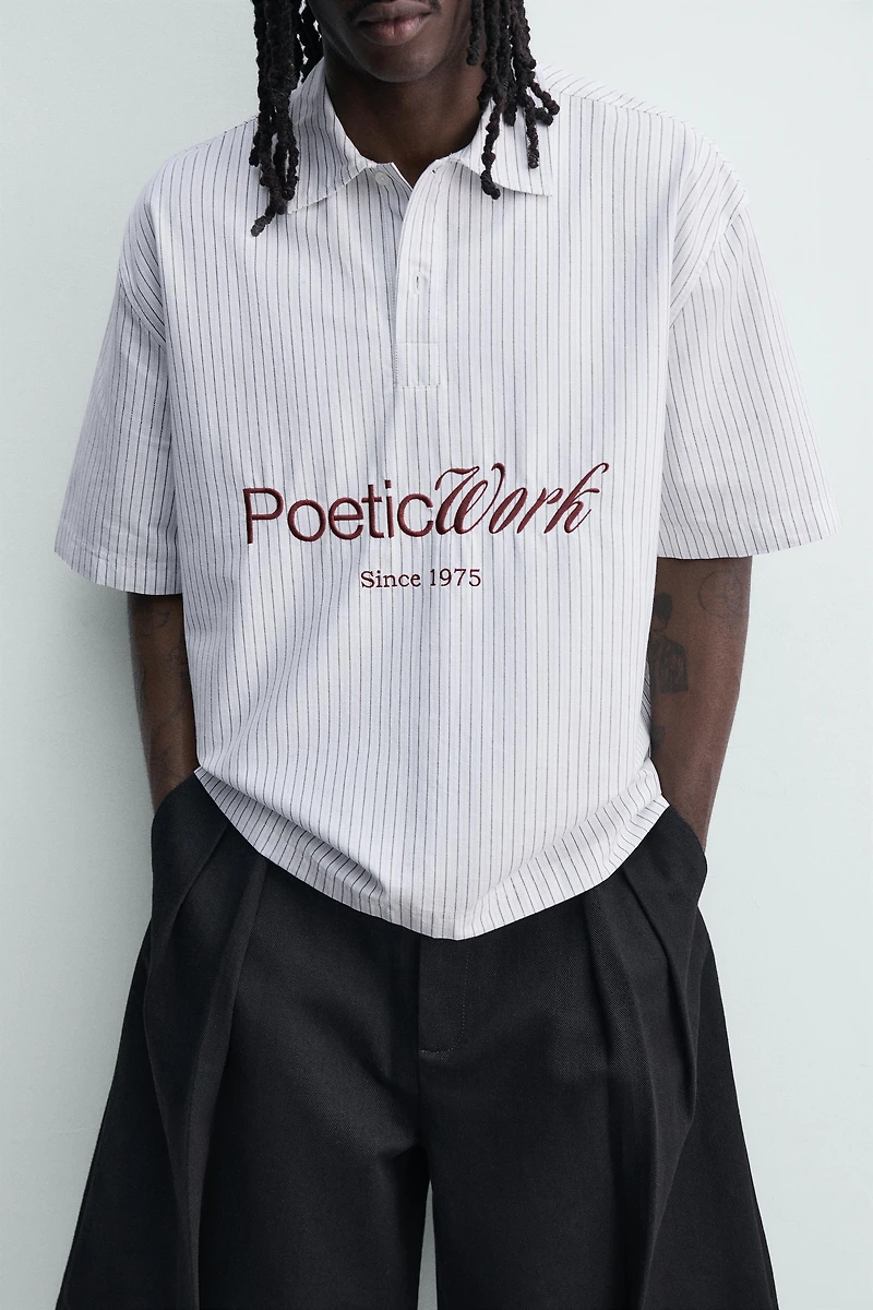 CHEMISE POLO COUPE BOXY INSCRIPTION IMPRIMÉE
