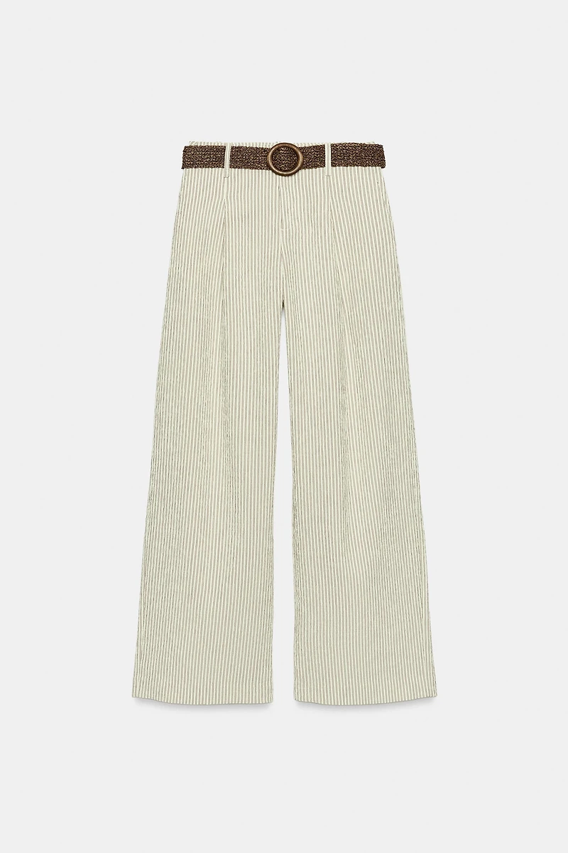 PANTALON LARGE À RAYURES ET CEINTURE