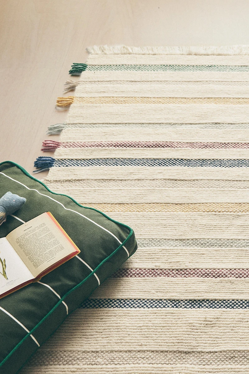KIDS' MULTICOLOR WOOL AREA RUG