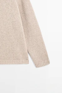 100% cashmere V-neck sweater